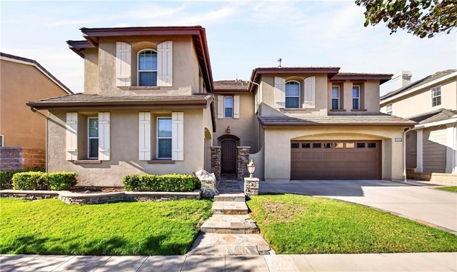 2055 Northam - Photo 1