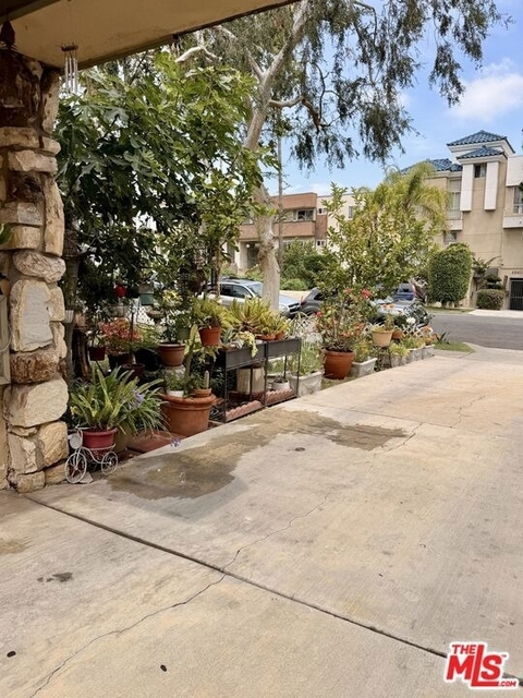 4848 Elmwood Avenue - Photo 1