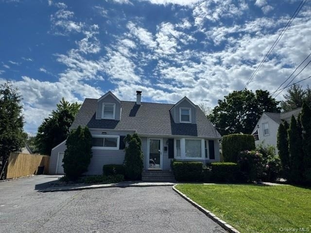 277 Jackson Avenue - Photo 1