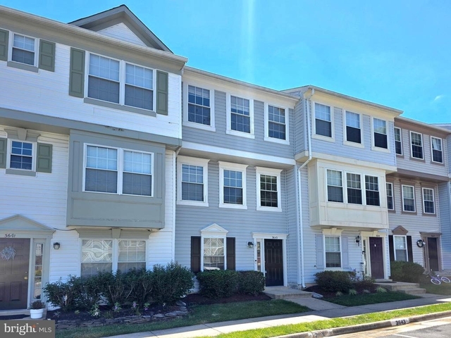 3643 Crosswater Court - Photo 1