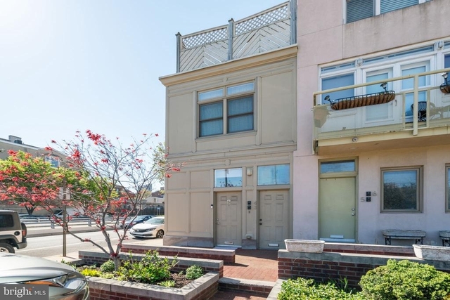 501 Vine Street - Photo 1