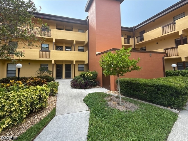 6136 Whiskey Creek Drive - Photo 1