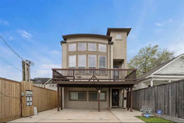 2512 Leeland Street - Photo 1