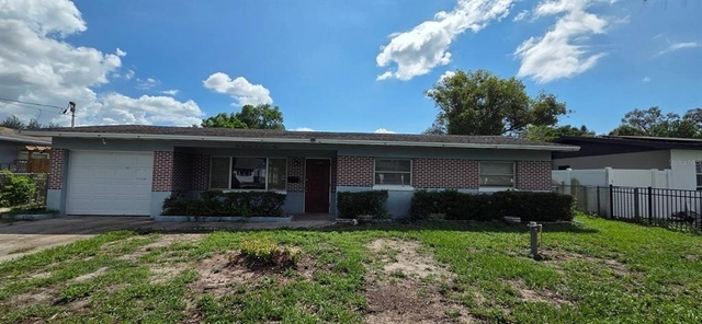 10209 N Valle Drive - Photo 1