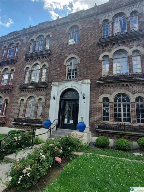 218 S 15th Street - Photo 1