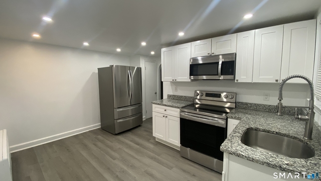 214 Columbia Street - Photo 1