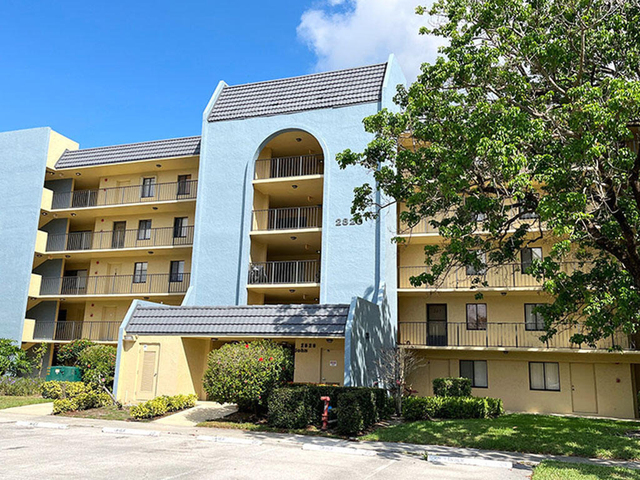2828 Tennis Club Drive - Photo 1