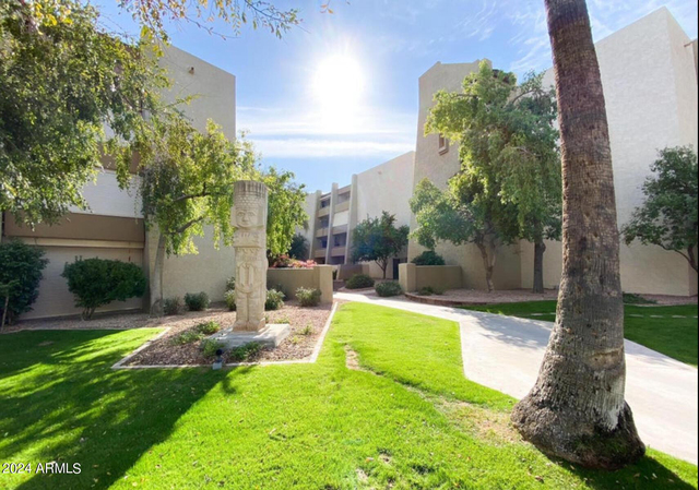 7625 E Camelback Road - Photo 1