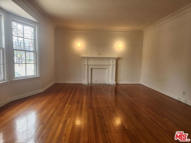3326 3330 W 5th Street - Photo 1