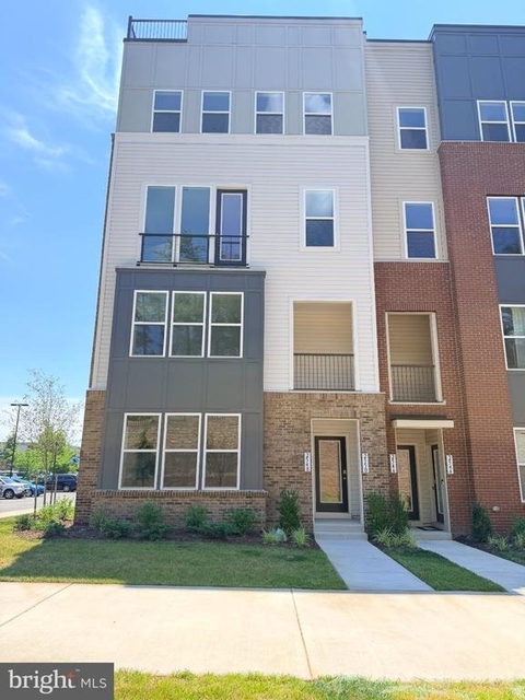 2548 Neabsco Common Place - Photo 1