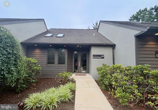 660 Exton Cmns - Photo 1