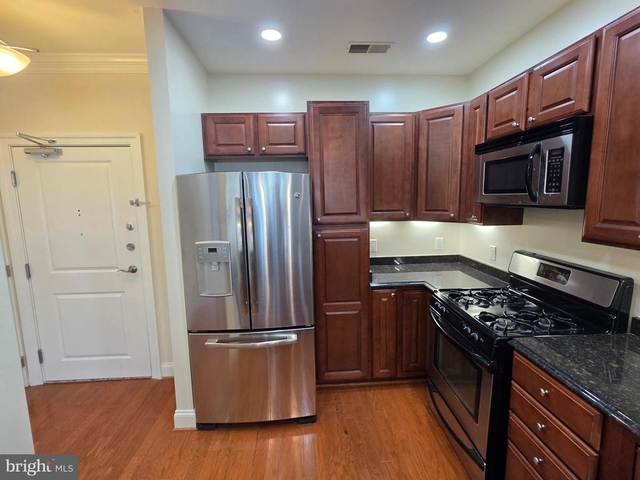 38 Maryland Avenue - Photo 1
