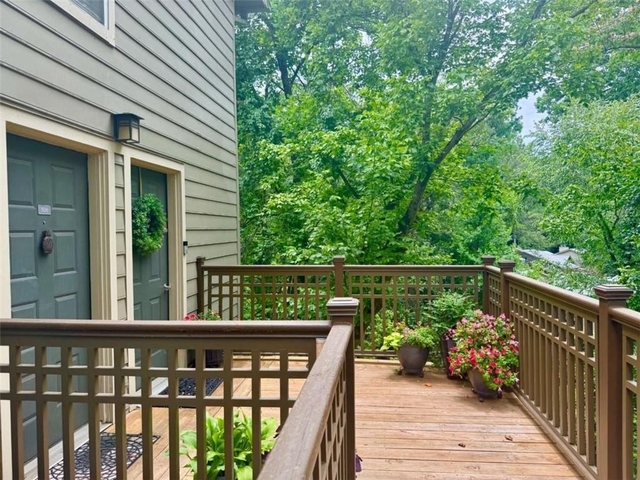 2901 Lenox Road - Photo 1
