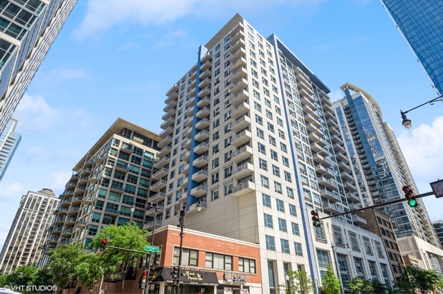1305 S Michigan Avenue - Photo 1