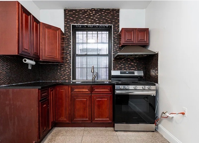 1014 East New York Avenue - Photo 1