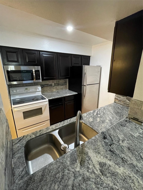 18519 Egret Bay Boulevard - Photo 1