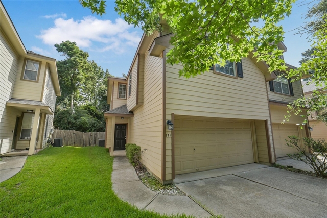 171 N Burberry Park Circle - Photo 1