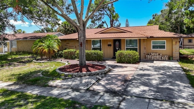 7916 Woodgrove Circle - Photo 1