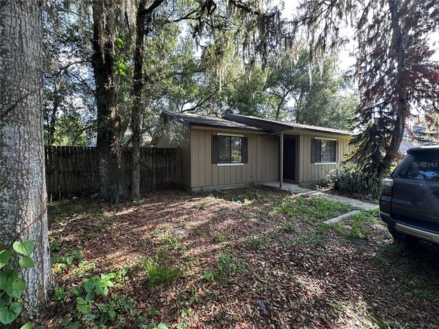 1916 Wizard Court - Photo 1