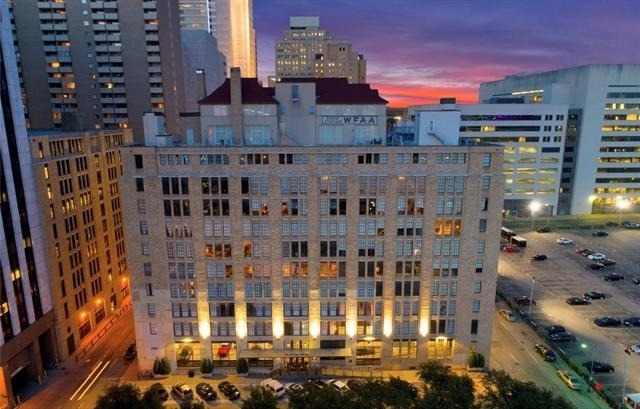 1122 Jackson Street - Photo 1