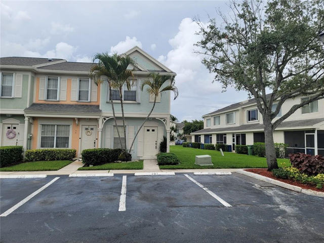 78 Simonton Circle - Photo 1