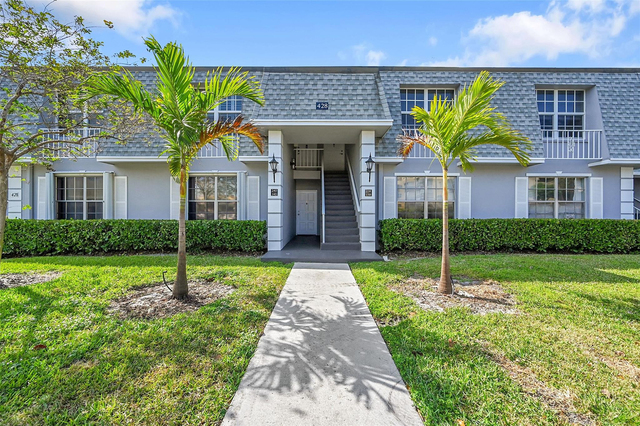 428 Nw 70th Avenue - Photo 1