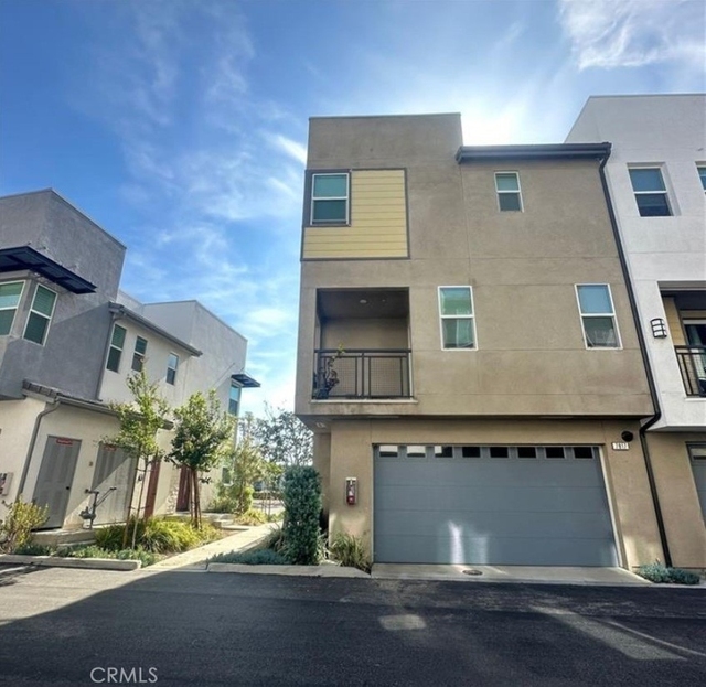 7817 Paxton - Photo 1