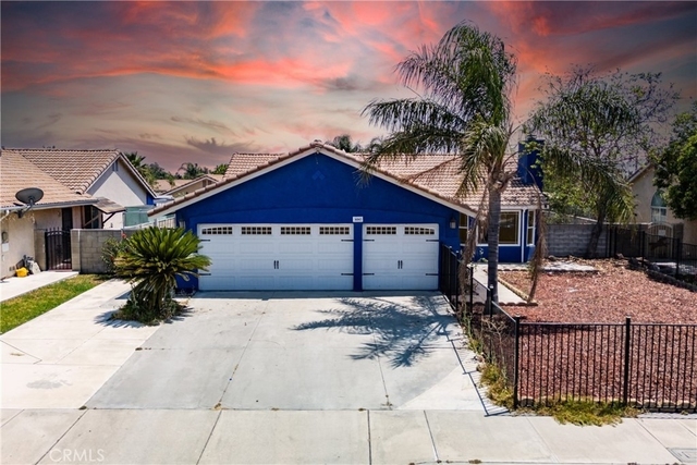 14845 Hibiscus - Photo 1