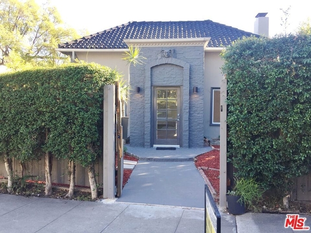 8538 W West Knoll Drive - Photo 1