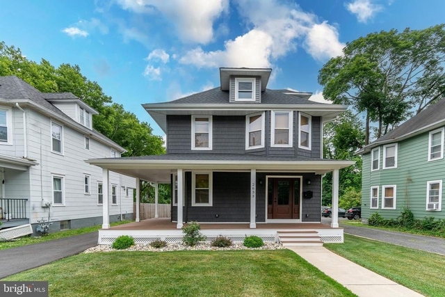 2633 Nottingham Way - Photo 1