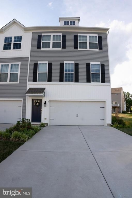 13 Foundry Boulevard - Photo 1