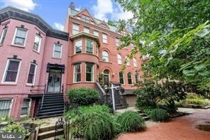 1331 Vermont Avenue Nw - Photo 1