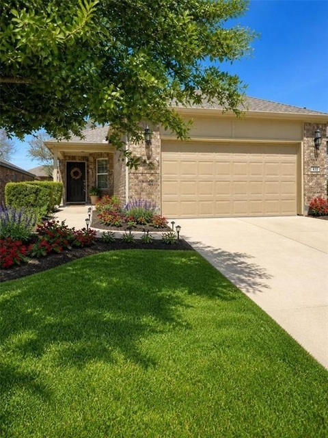 410 Holiday Creek Ln - Photo 1