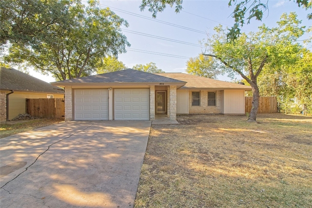 914 Garden Meadow Dr - Photo 1