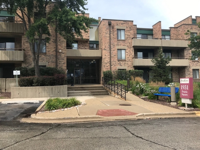 1931 Prairie Square - Photo 1