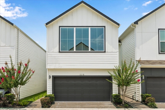 2215 Penny Derrick Lane - Photo 1