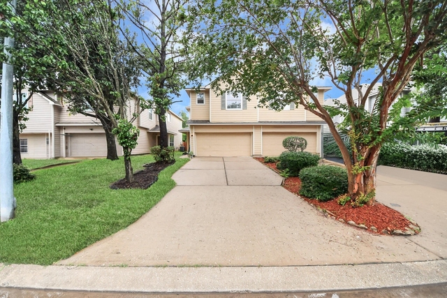 6019 Pennworth Lane - Photo 1