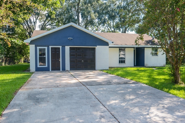 12315 Maxim Drive - Photo 1