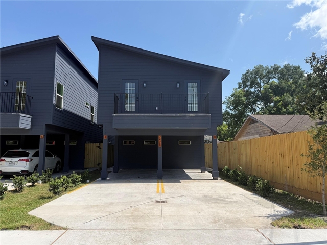7428 Laura Koppe Rd - Photo 1