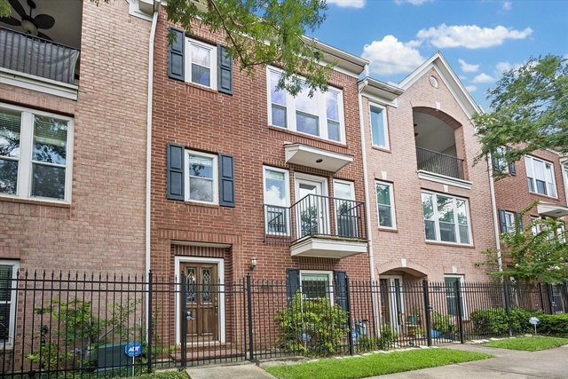 1026 Van Buren Street - Photo 1