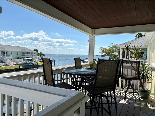 5184 Beach Drive Se - Photo 1
