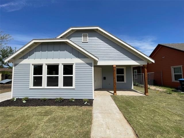 1019 E Hattie Street - Photo 1