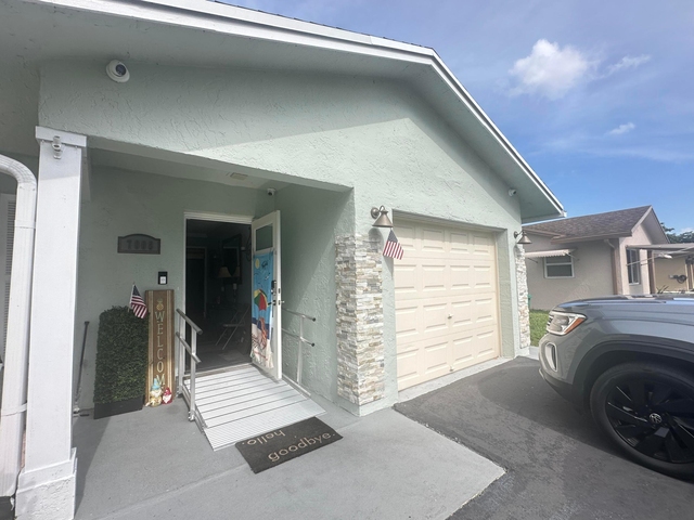 7008 Nw 99th Avenue - Photo 1