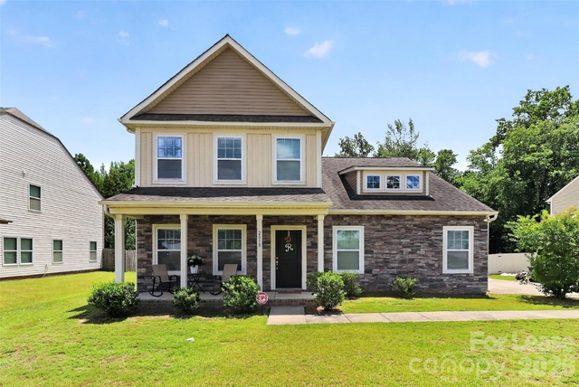 2038 Eddie Massey Lane - Photo 1