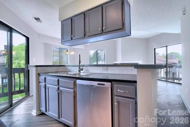 8121 Cedar Glen Drive - Photo 1