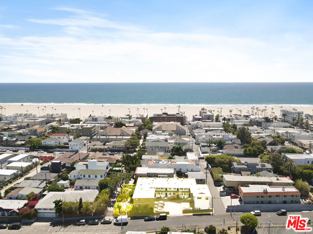 119 Paloma Avenue - Photo 1