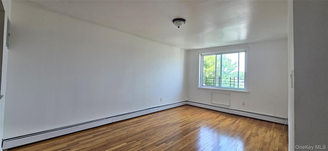 9517 84th Street - Photo 1