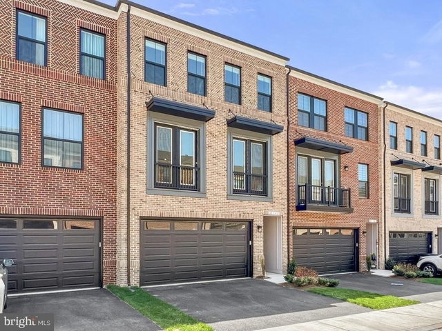 21740 Charing Cross Terrace - Photo 1