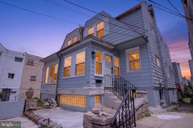 403 Walnut Avenue - Photo 1
