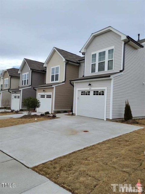 401 Purdue Drive - Photo 1